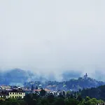 The View شقة